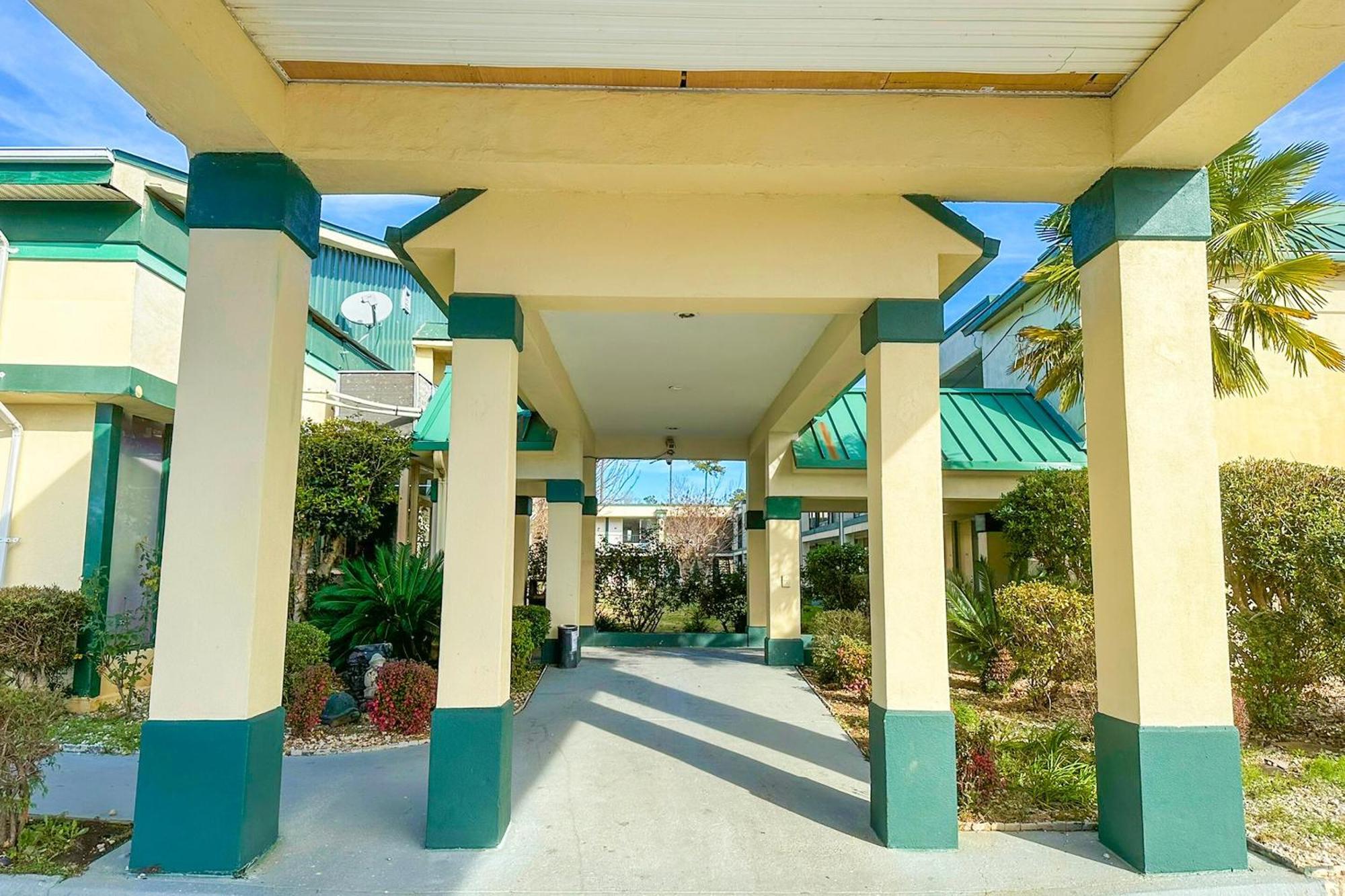 Super Inn & Suites By Oyo Milledgeville Exteriér fotografie