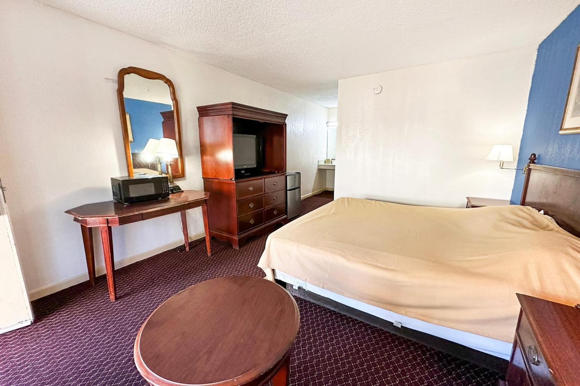 Super Inn & Suites By Oyo Milledgeville Exteriér fotografie