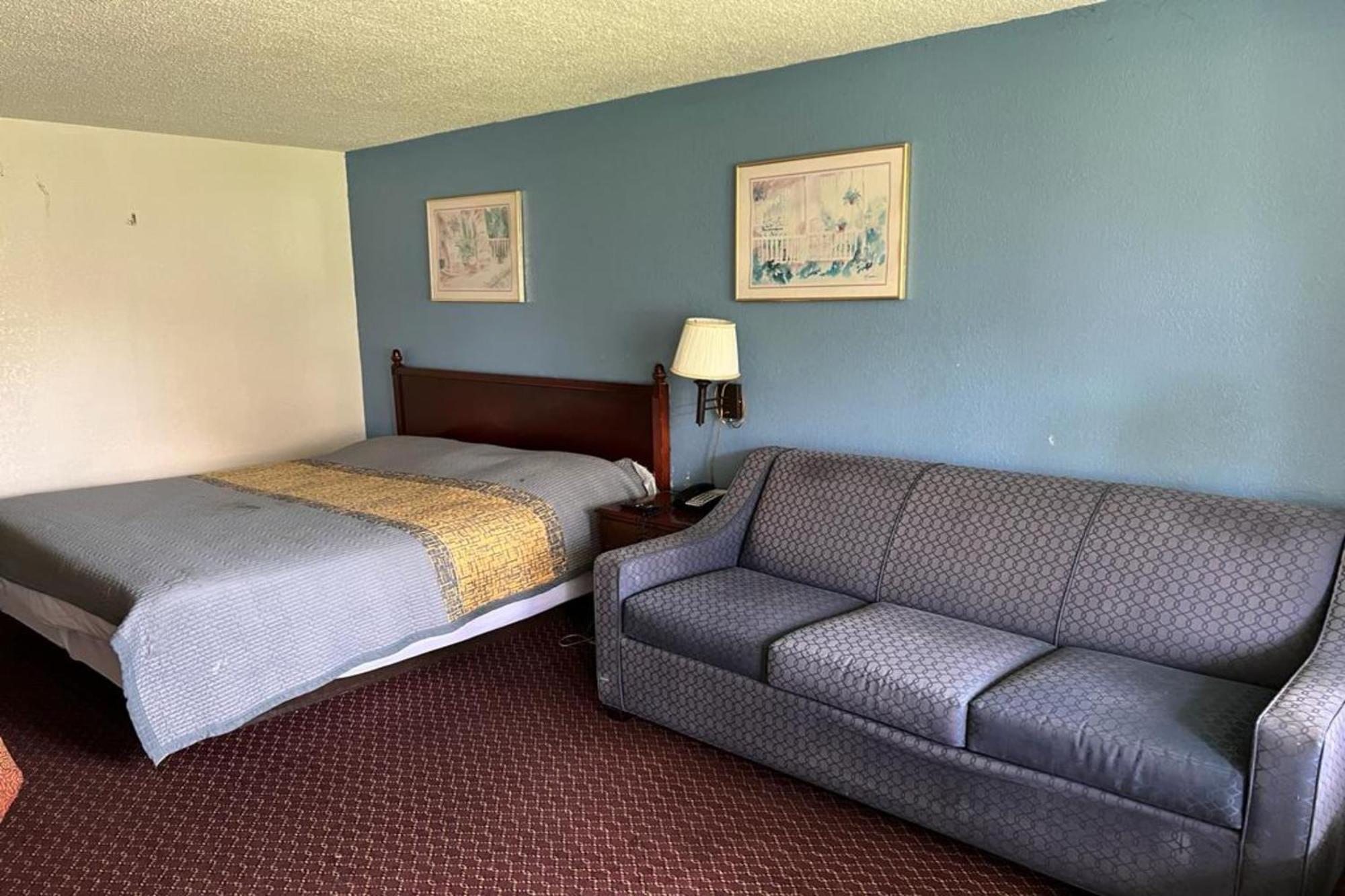 Super Inn & Suites By Oyo Milledgeville Exteriér fotografie