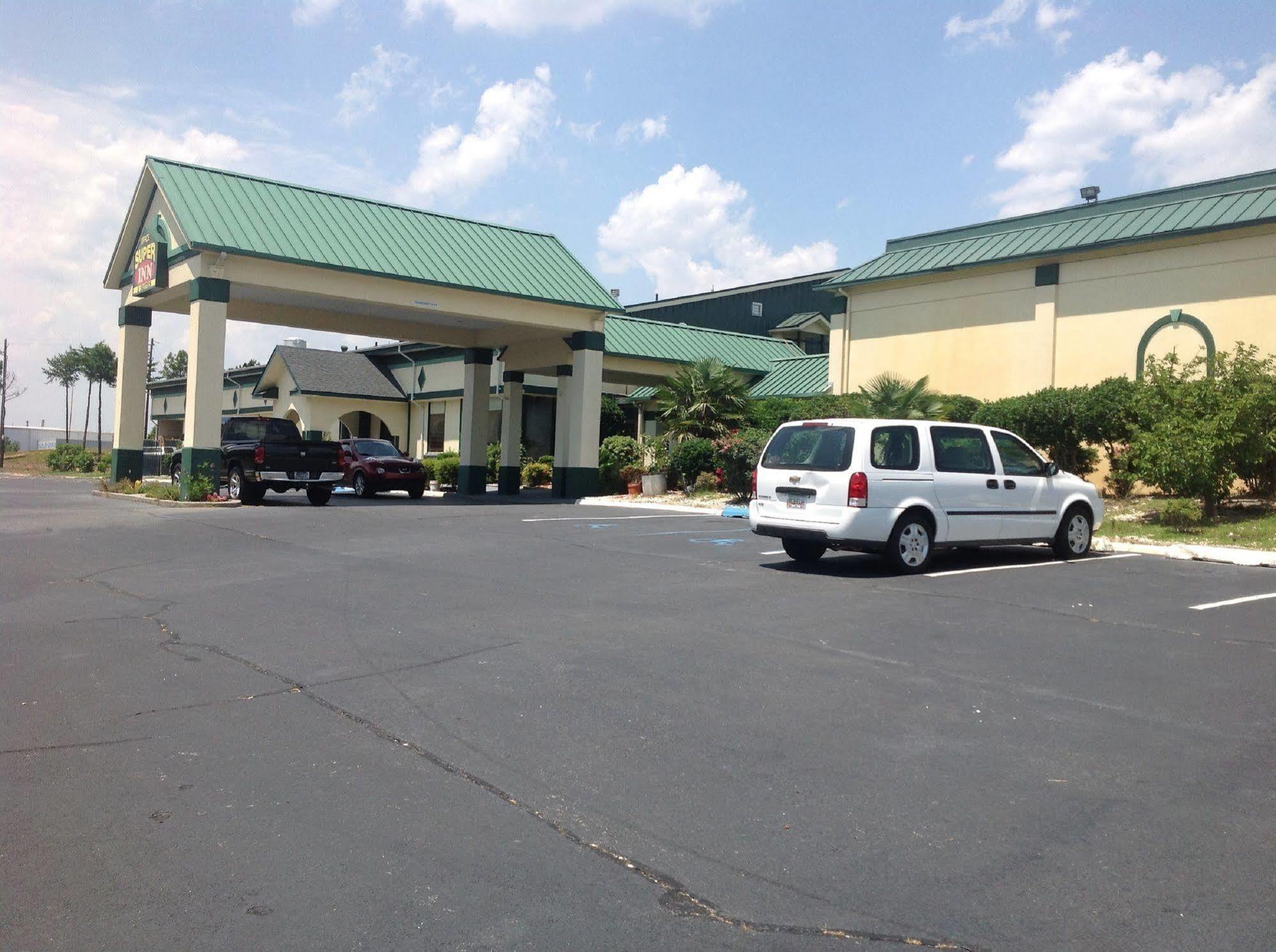 Super Inn & Suites By Oyo Milledgeville Exteriér fotografie